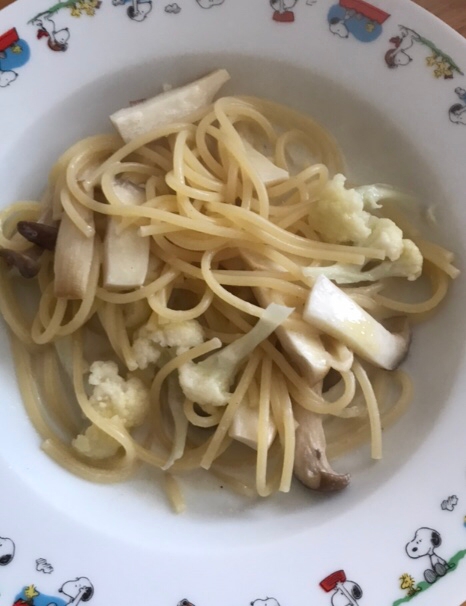 エリンギとカリフラワーの豆乳パスタ