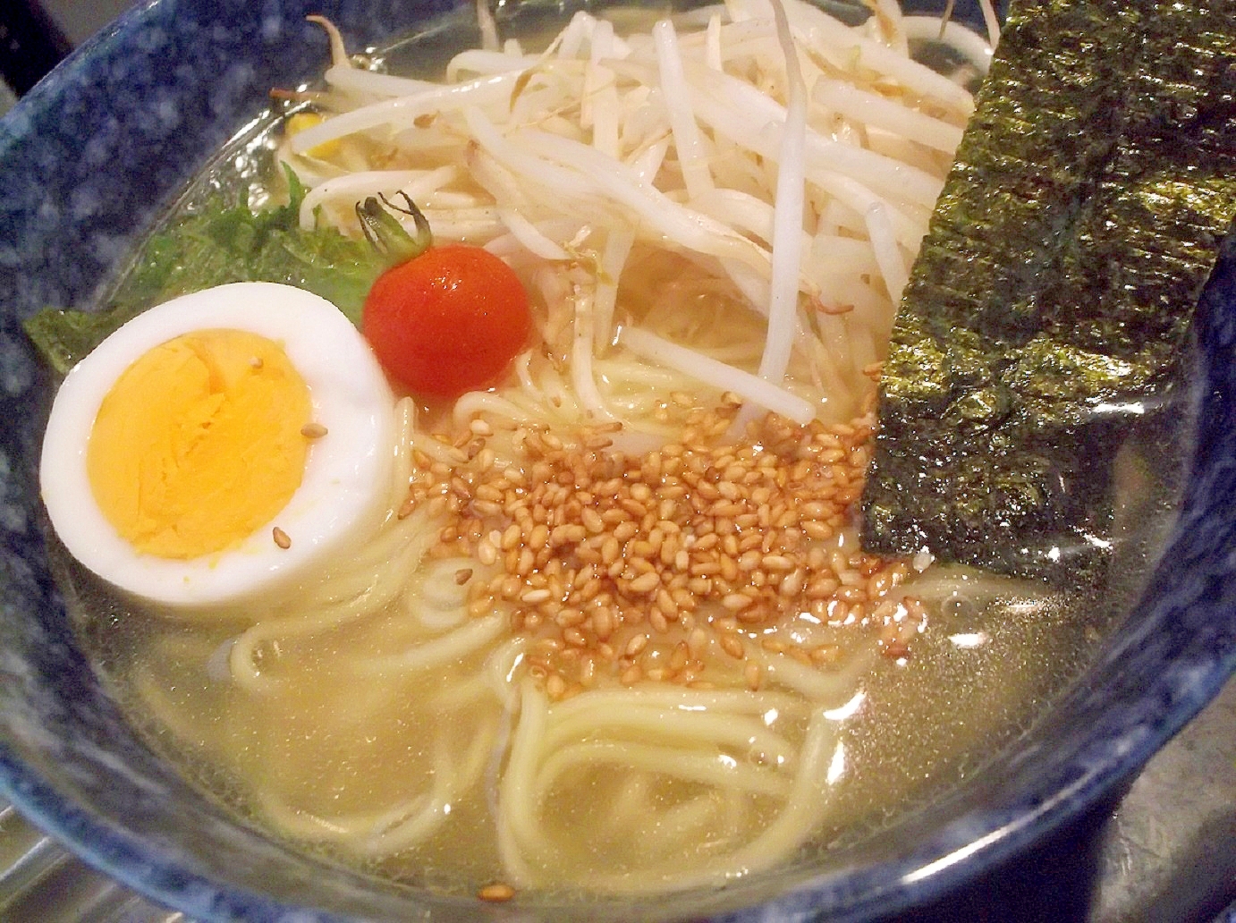 お酢がきいたお野菜たっぷりラーメン☆