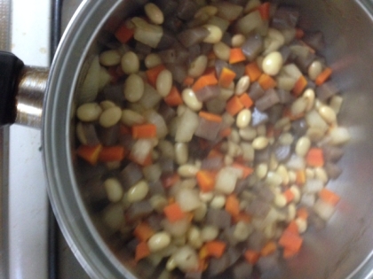 だしをとった昆布、大豆の水煮で簡単☆五目煮豆