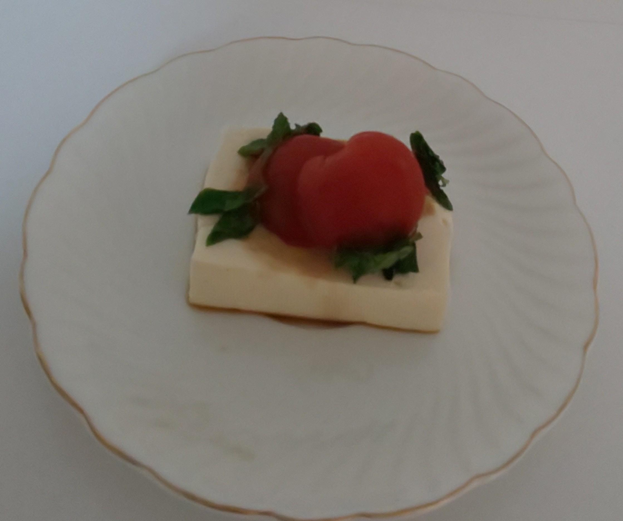 大葉とトマトの冷奴