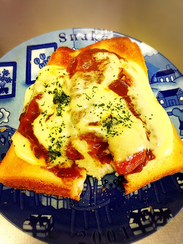 ♡食パンで～前日カレーのカレーチーズパン～♡