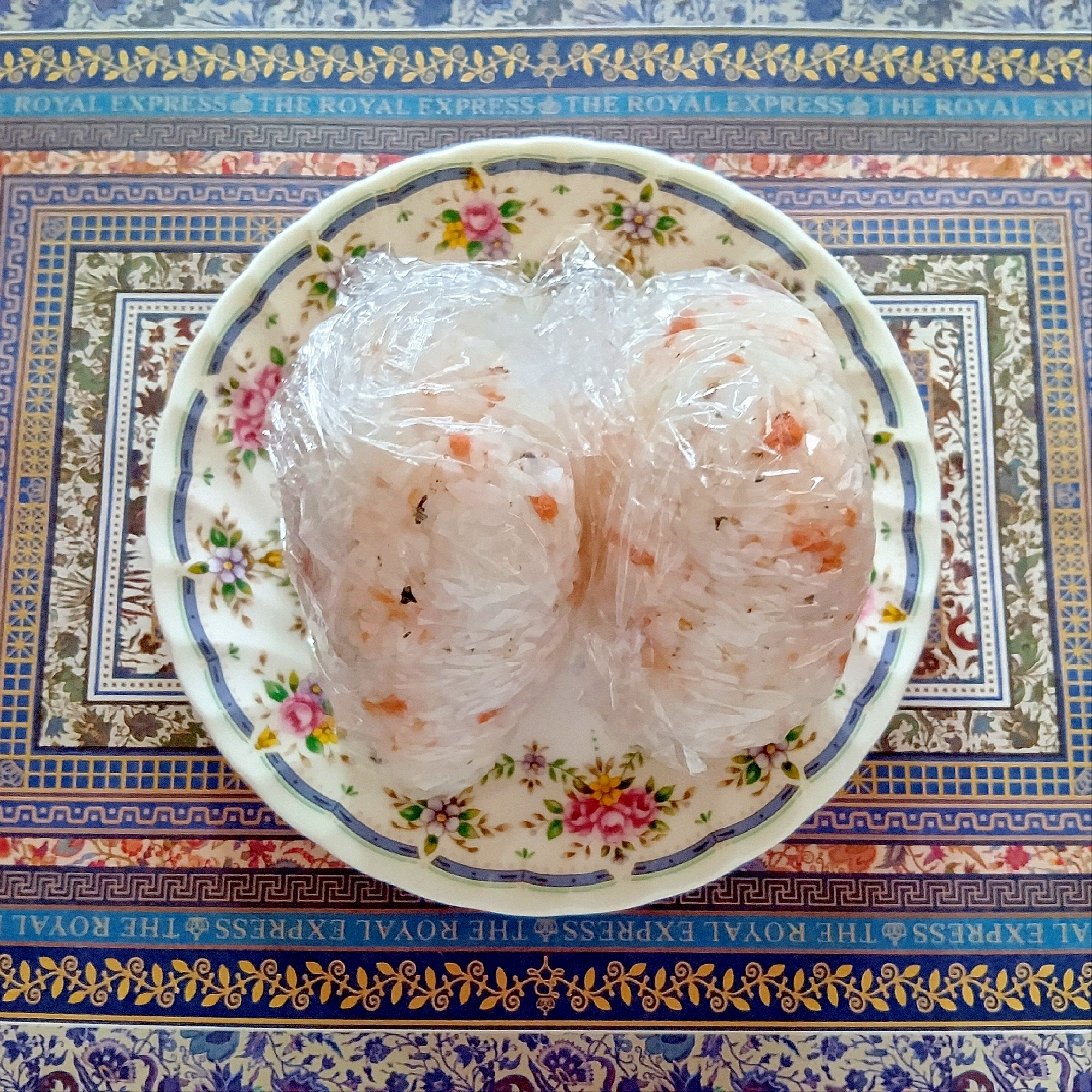 鮭のまぜまぜおにぎり