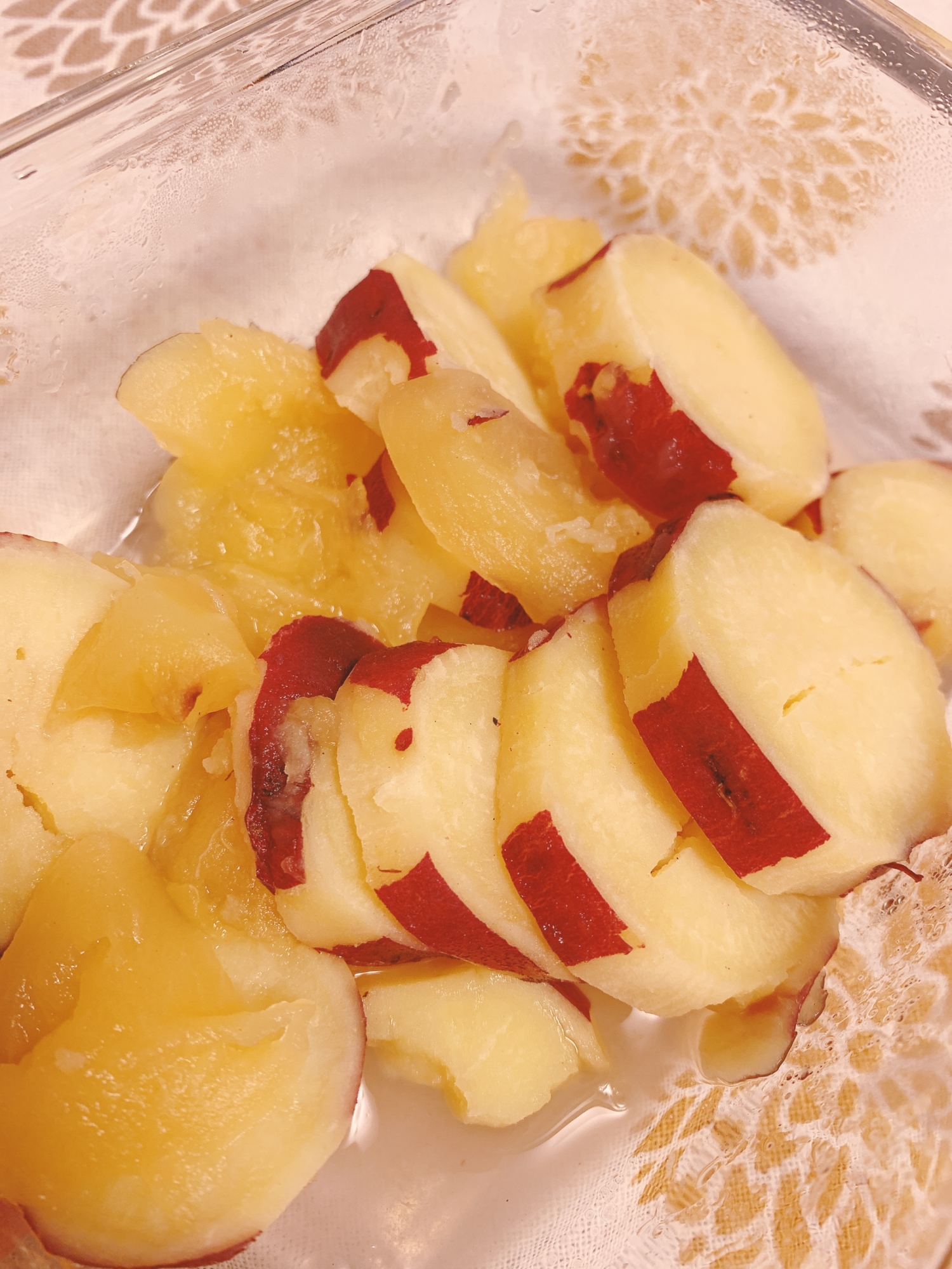 ホットクックで【さつまいもとりんごのレモン煮】