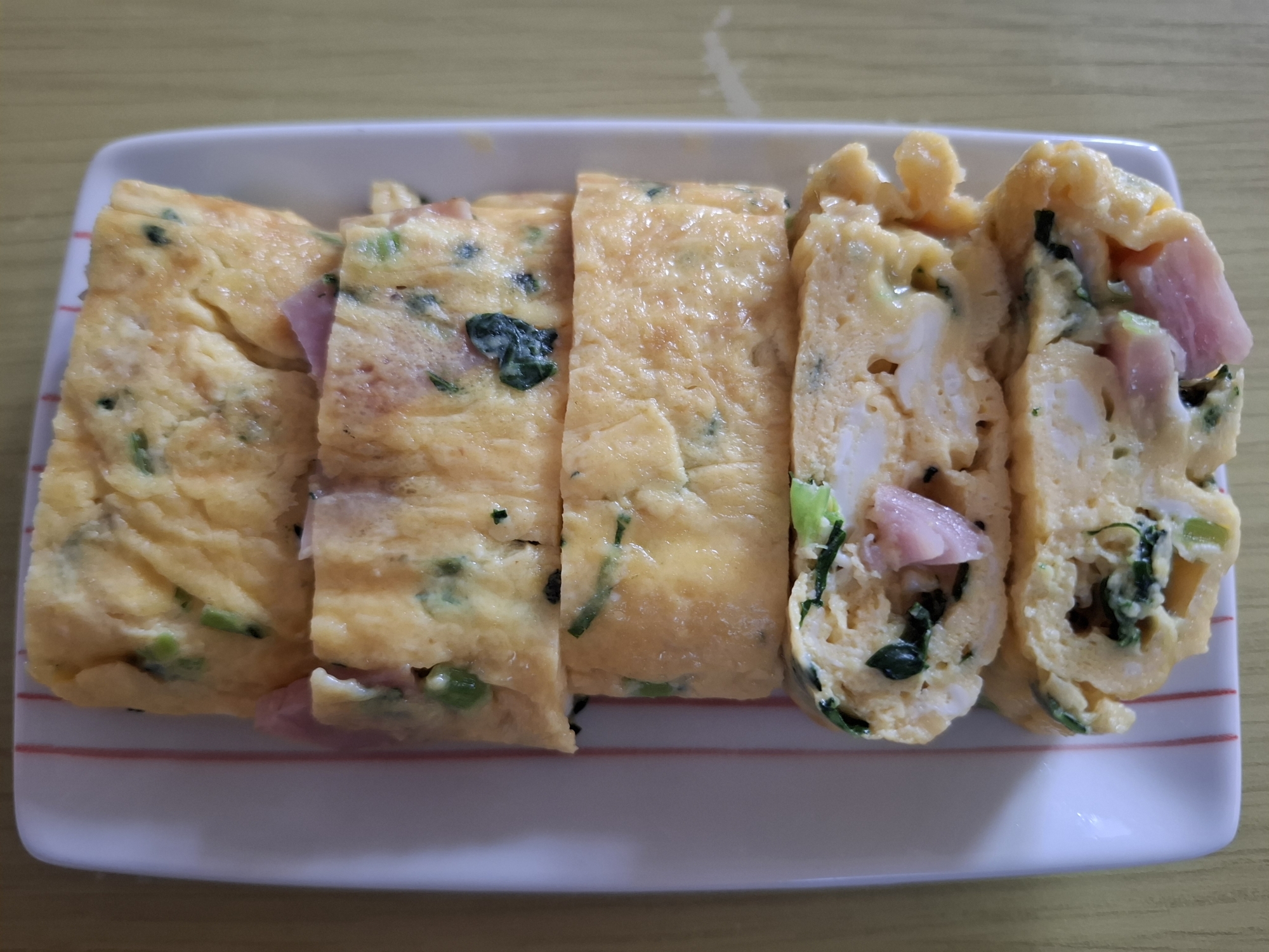 小松菜とベーコンの卵焼き