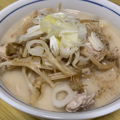 豚バラもやし味噌ラーメン