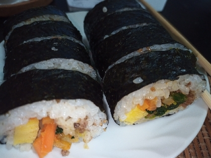 手作りキンパ（韓国風海苔巻き）