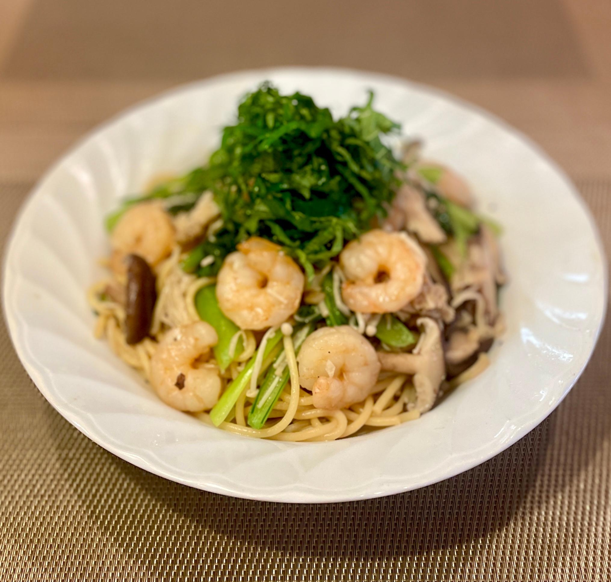 ヘルシーな気がする♡キノコとエビの和風パスタ