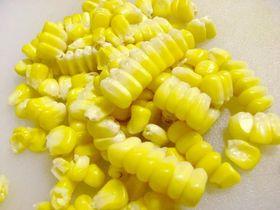 簡単 とうもろこしをレンジ加熱し綺麗に粒を外す方法 レシピ 作り方 By Mickey The Mouse 楽天レシピ 簡単 とうもろこしをレンジ加熱し綺麗に粒を外す方法 レシピ 作り方 By Mickey The Mouse 楽天レシピ