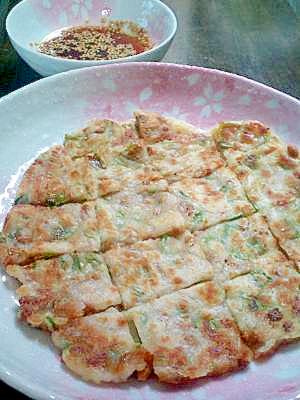 アレルギーっ子も一緒に食べられる♪わけぎ納豆チヂミ