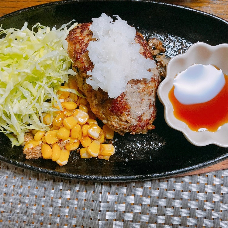 みんな大好き ハンバーグプレート おろしポン酢 レシピ 作り方 By Miki 楽天レシピ みんな大好き ハンバーグプレート おろしポン酢 レシピ 作り方 By Miki 楽天レシピ