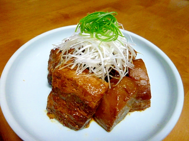 豚バラ肉と大根の八丁味噌煮
