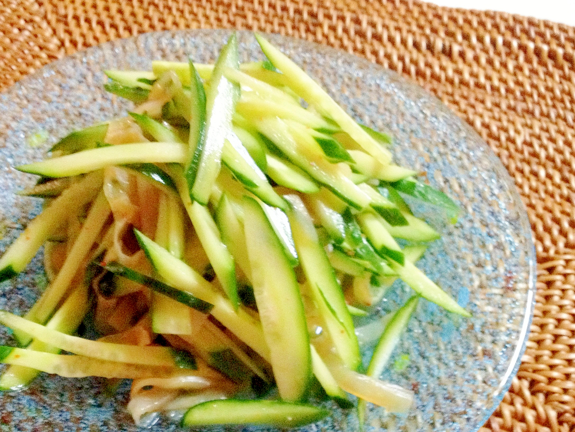 クラゲときゅうりの冷菜