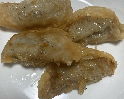 市販の餃子を素揚げ 七味醤油マヨとネギポンで食べる