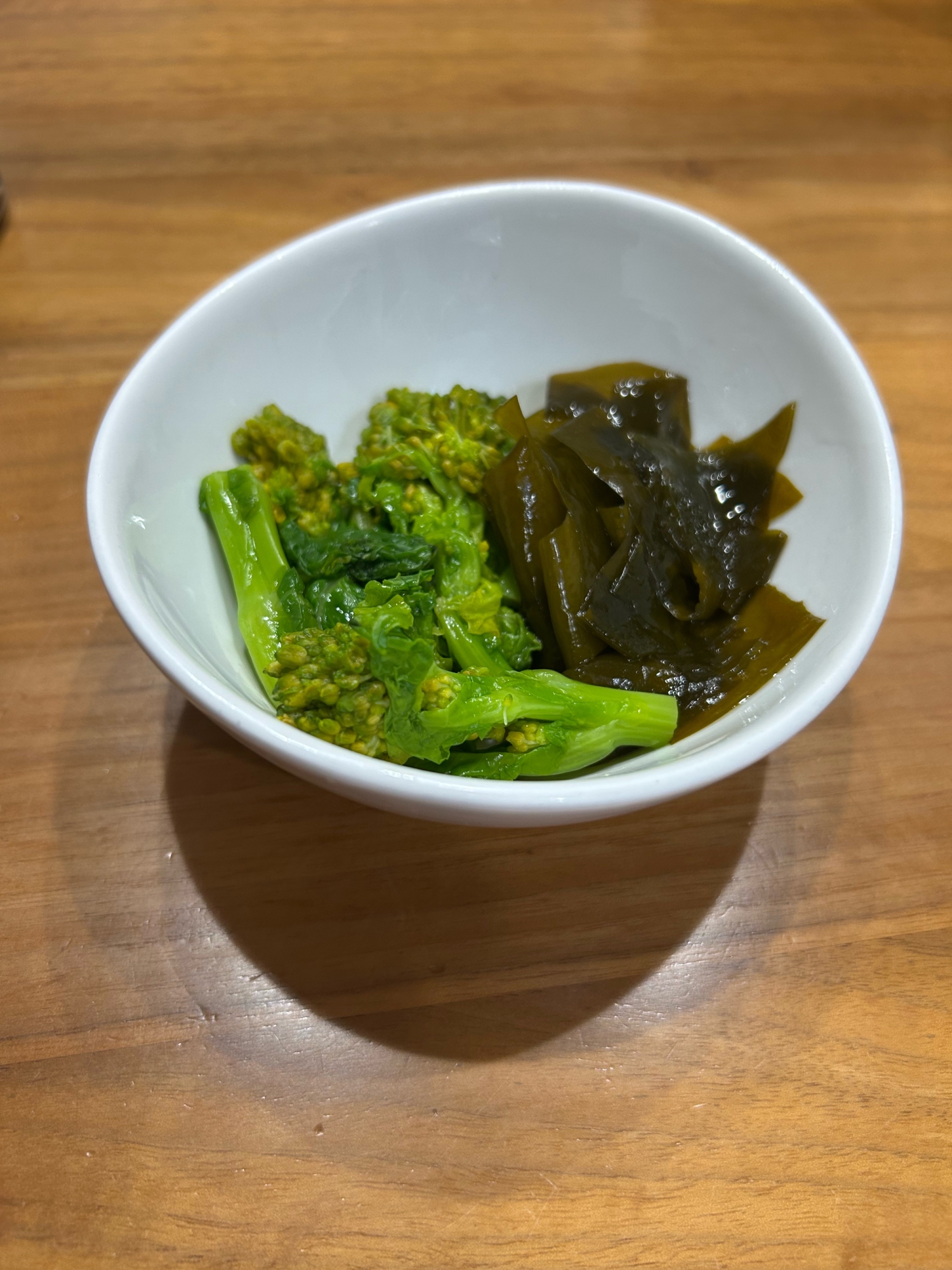 春のダブル！菜の花と生わかめのからし和え