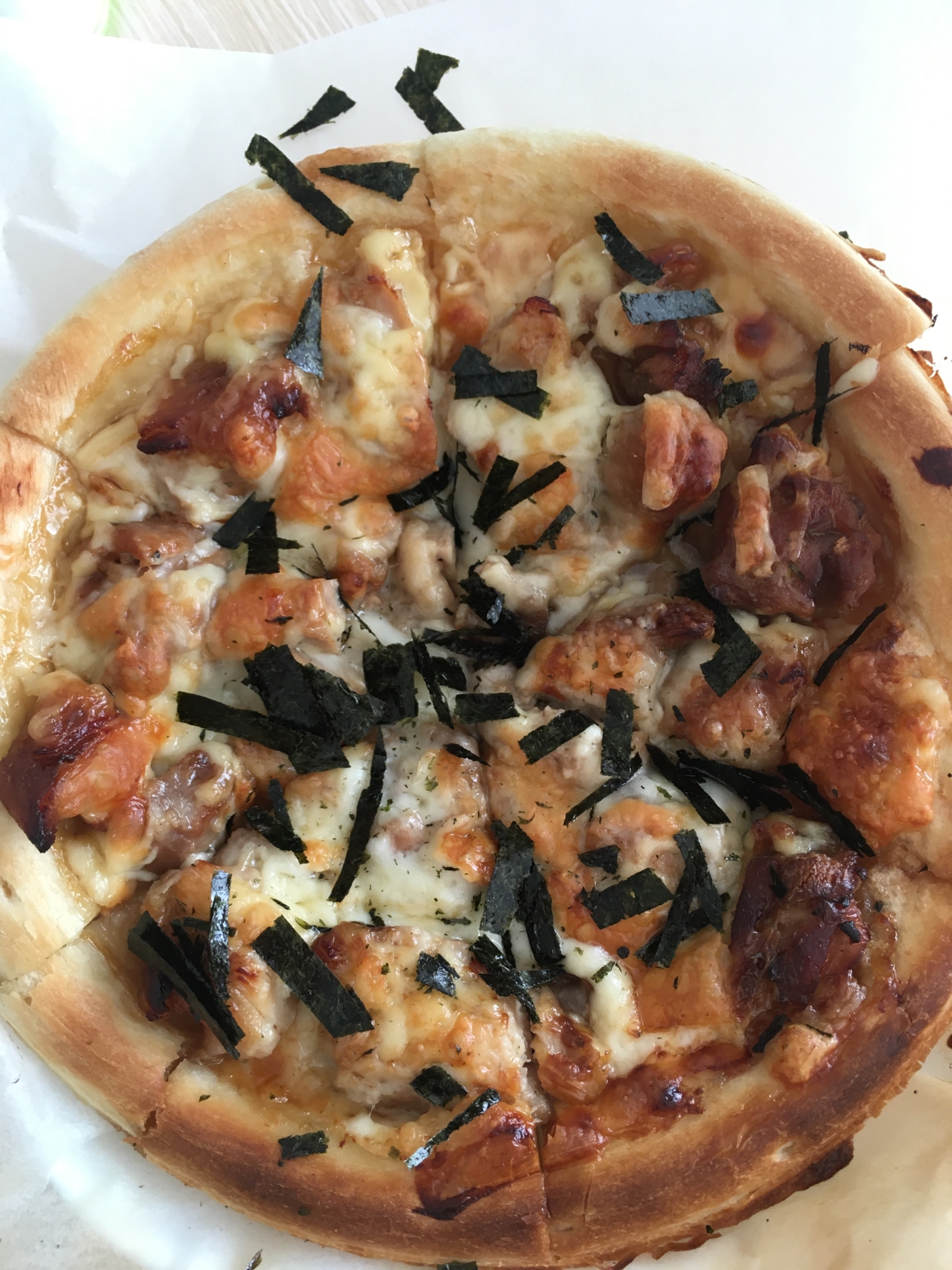 簡単 市販のピザ生地で照り焼きチキンピザ レシピ 作り方 By もよよん 楽天レシピ