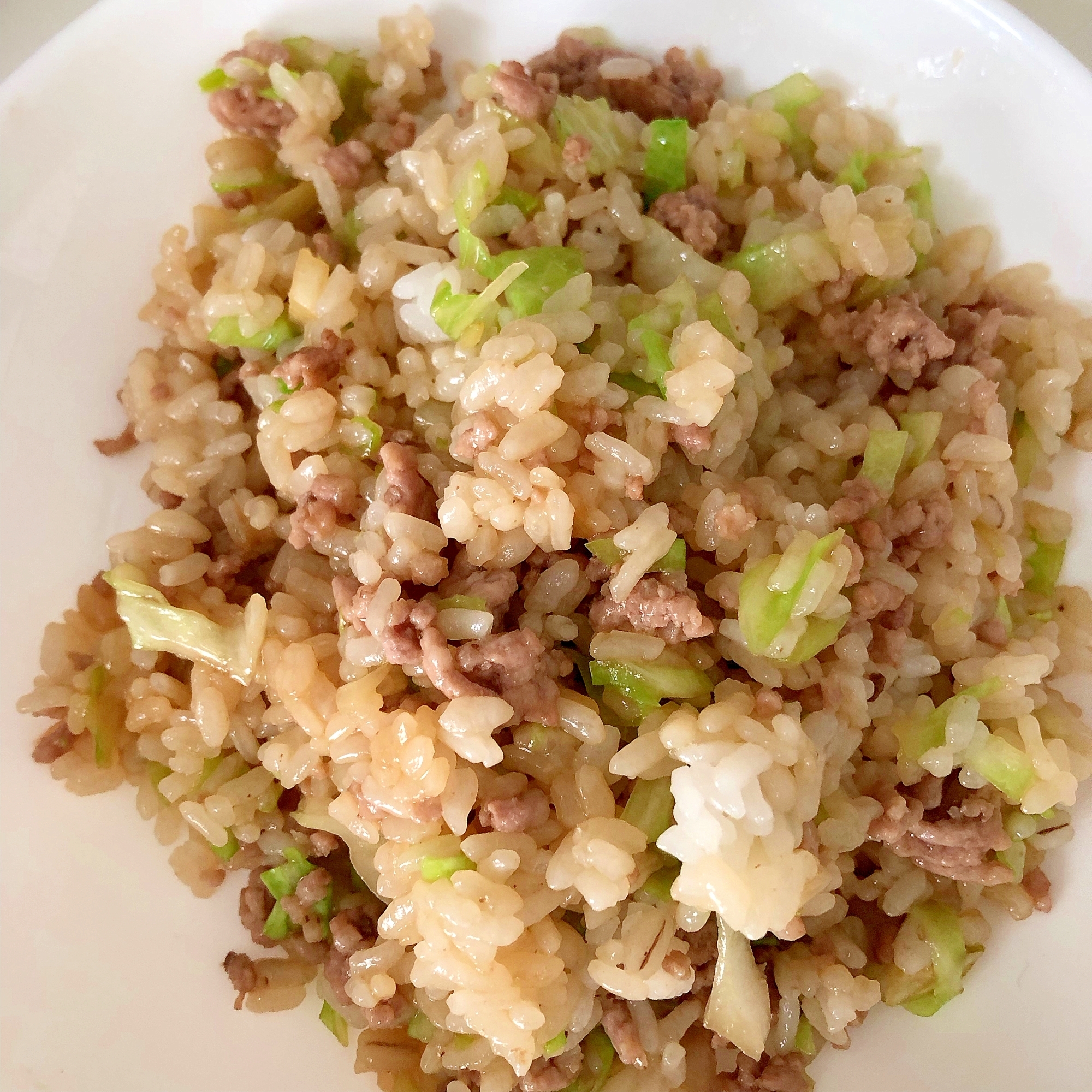 ひき肉とキャベツでチャーハン