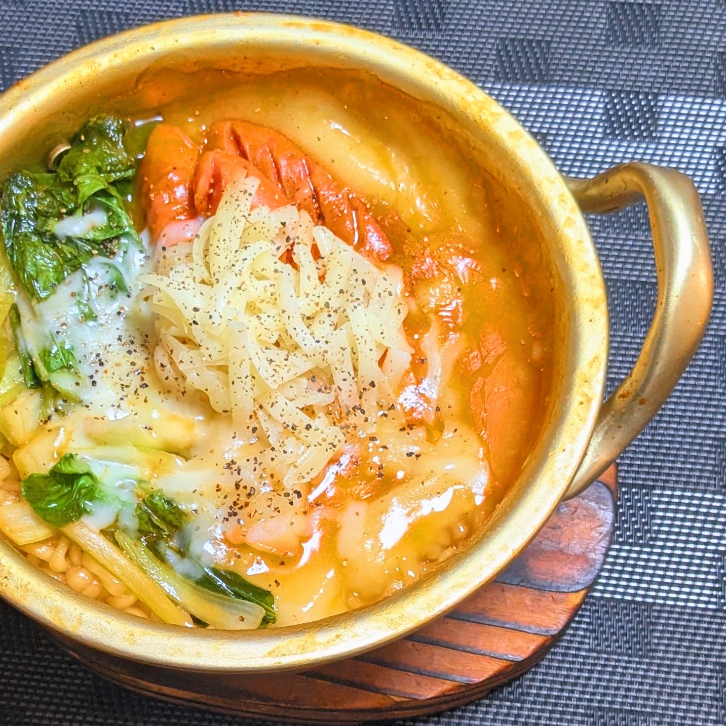 餅〜ズ辛ラーメン