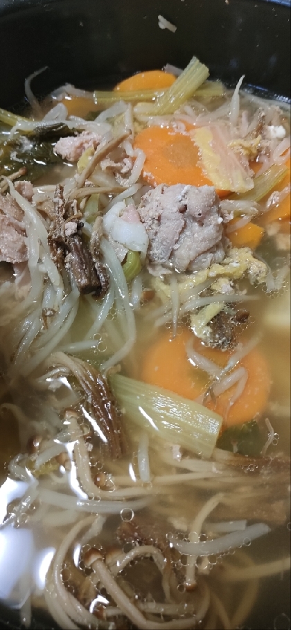 豚肉と白菜の味噌鍋♪
