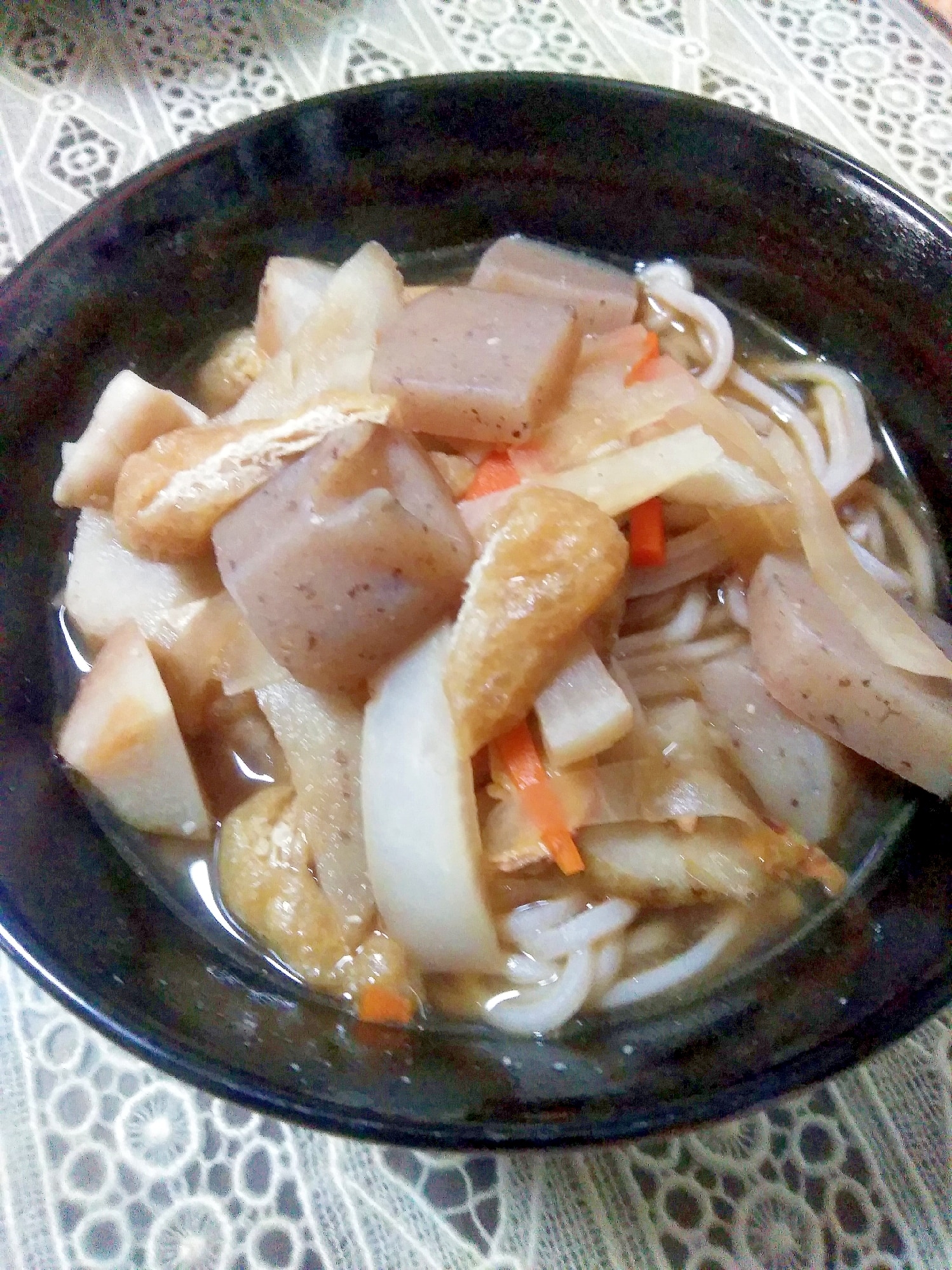 もちもちの麺をゆず香る甘口つゆで食す 宮崎名物釜あげうどん6