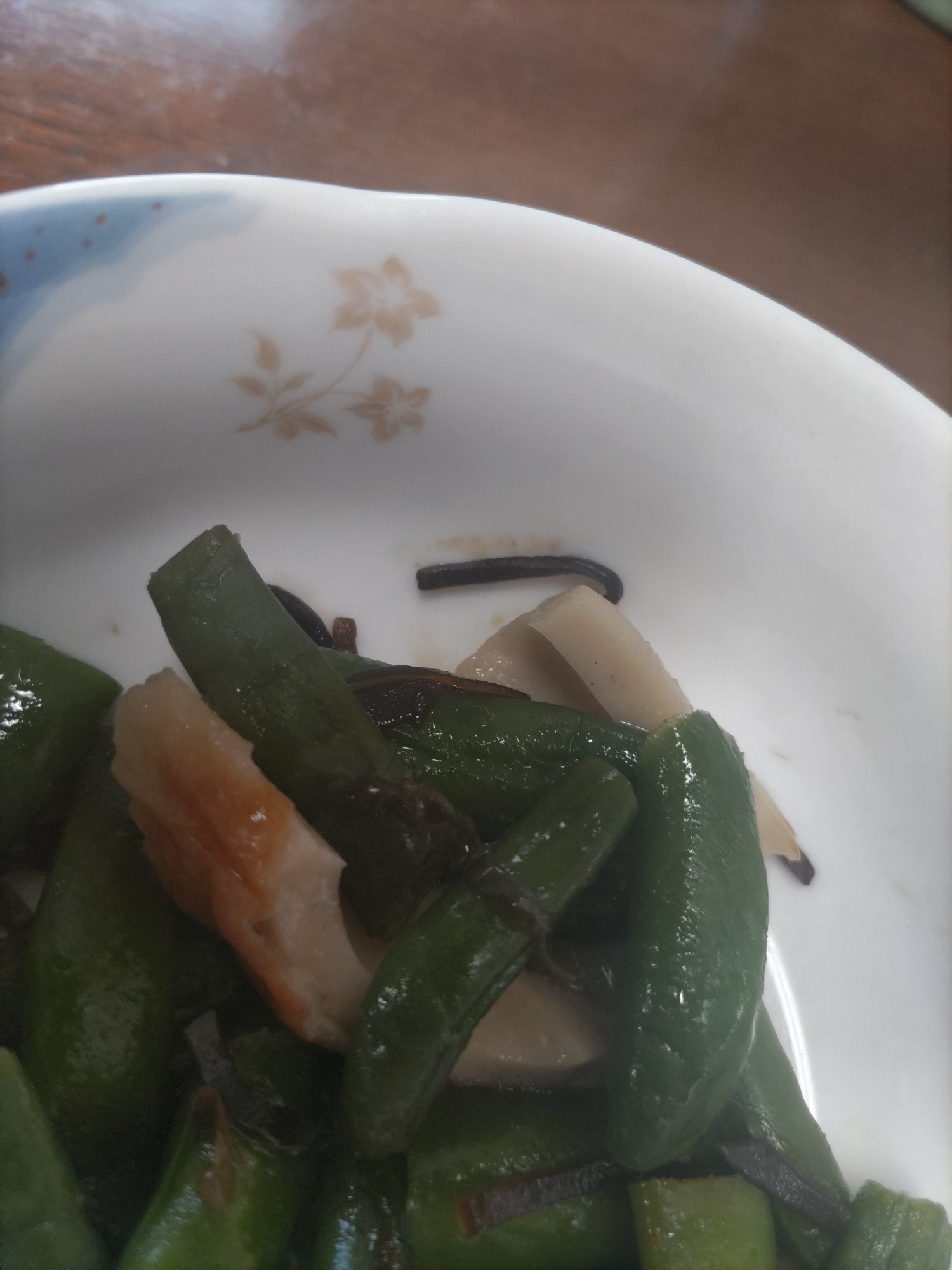 インゲンとちくわと塩こんぶ和え
