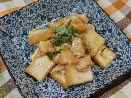 厚揚げと鶏挽き肉の味噌炒め