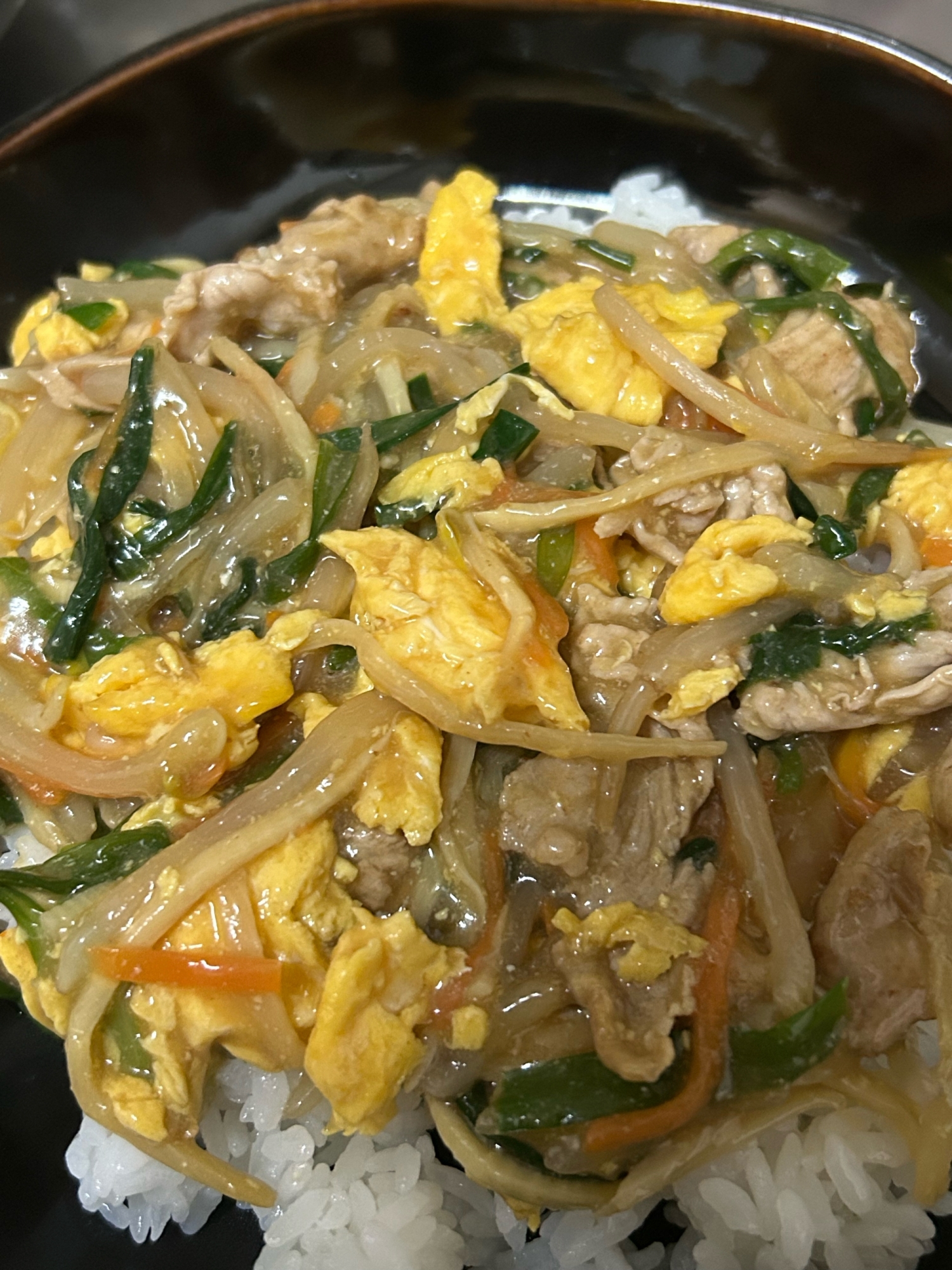 ニラ玉飯