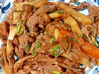 焼肉のタレで！牛肉きのこ炒め