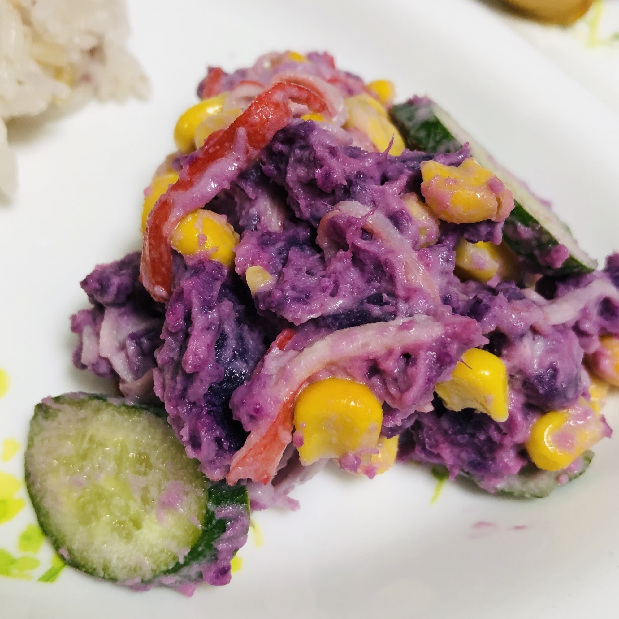 子どもが大好き！紫芋で作る☆カラフルポテトサラダ