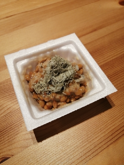 賞味期限が切れそうだったとろろ昆布を救済できました♪大好きな納豆と一緒でとってもおいしかったです☆