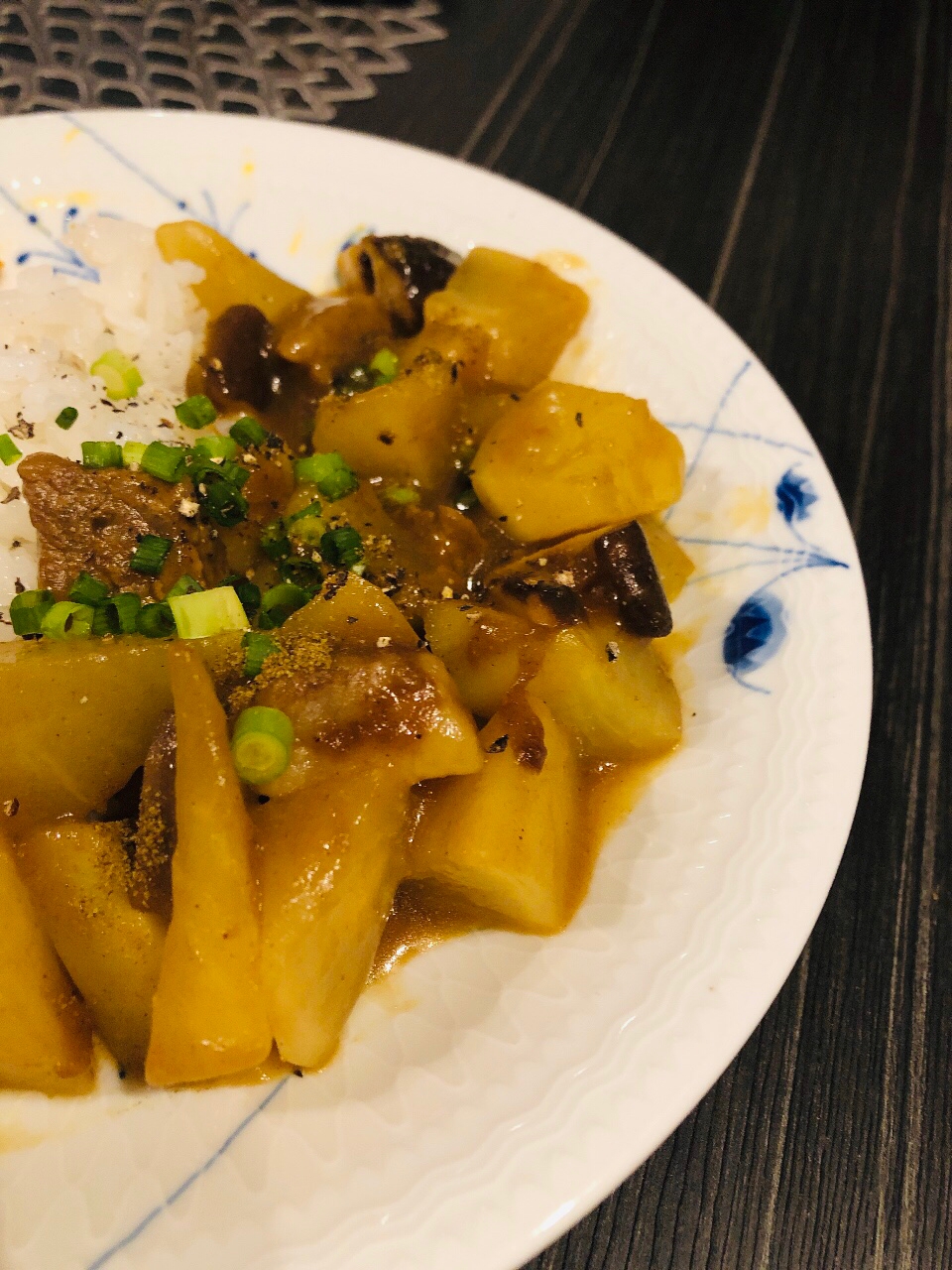 大根たっぷり☆牛肉と大根、椎茸の和風カレー