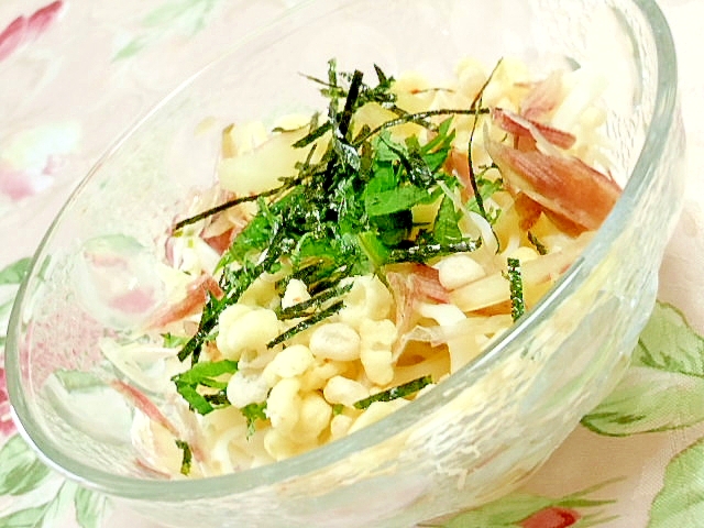 王道にチョイ足し 大葉と茗荷のぶっかけうどん レシピ 作り方 By 小太郎１２１２ 楽天レシピ