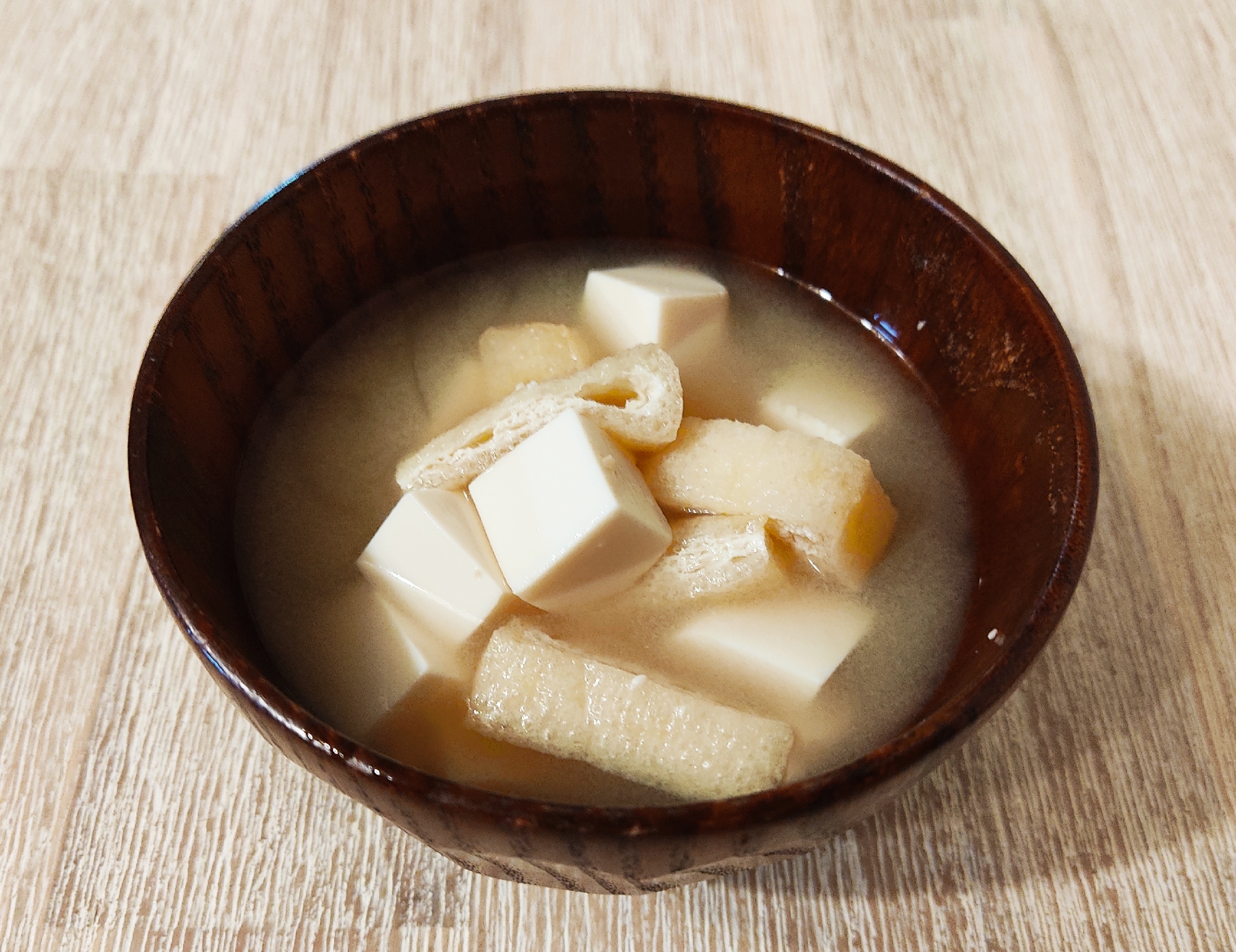 定番☆豆腐と油揚げのお味噌汁