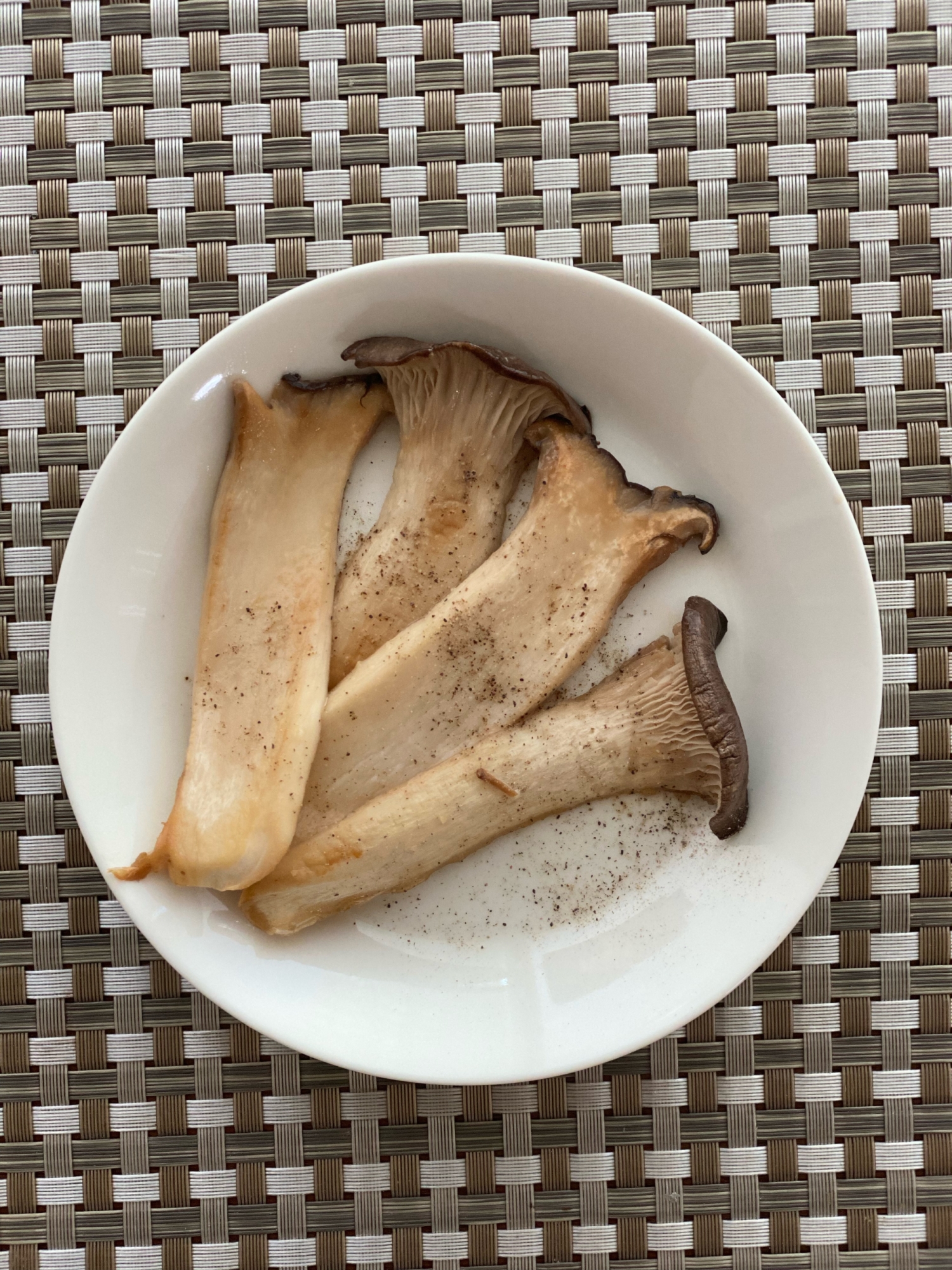 おつまみに最高!エリンギステーキ