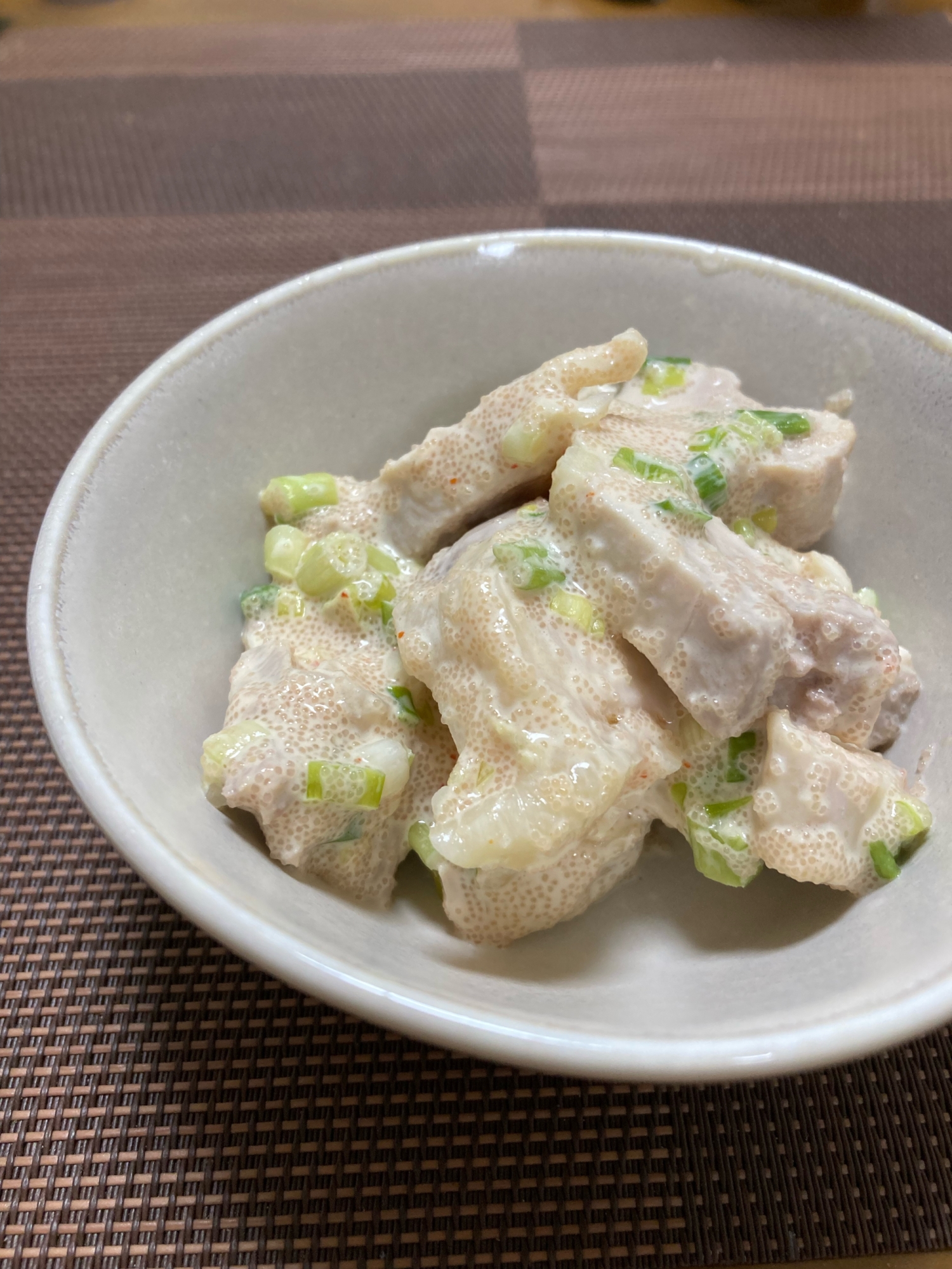 茹で鶏の明太マヨ和え