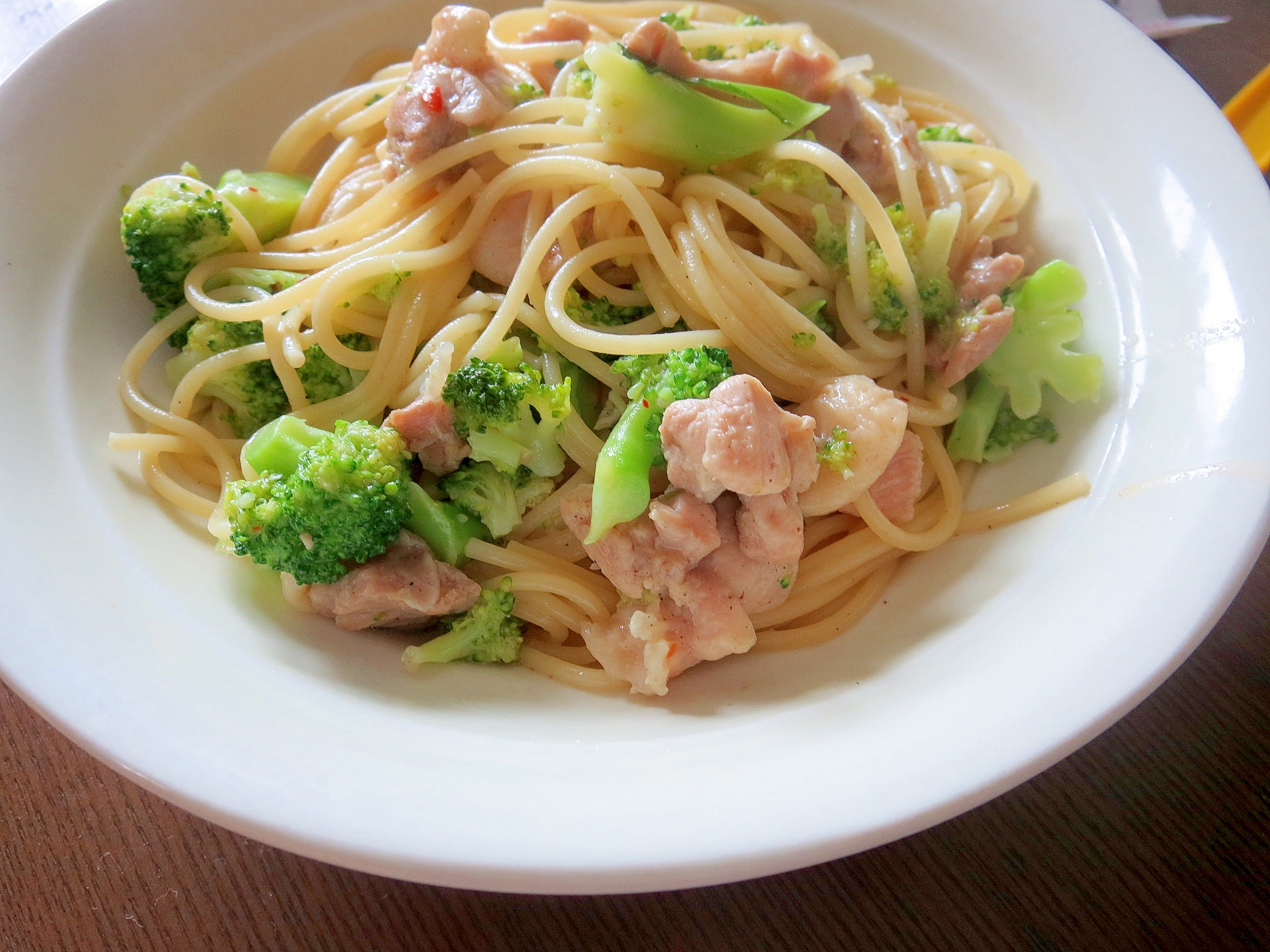 鶏ももとブロッコリーのパスタ レシピ 作り方 By ブタコマ 楽天レシピ