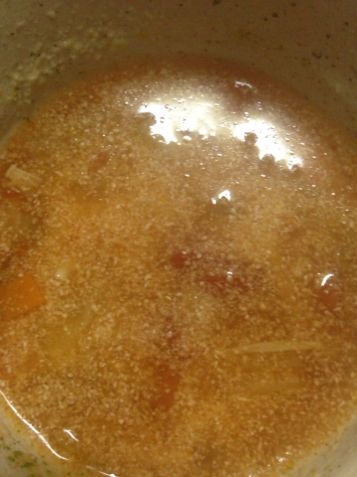 乾燥おから入りトマトスープ