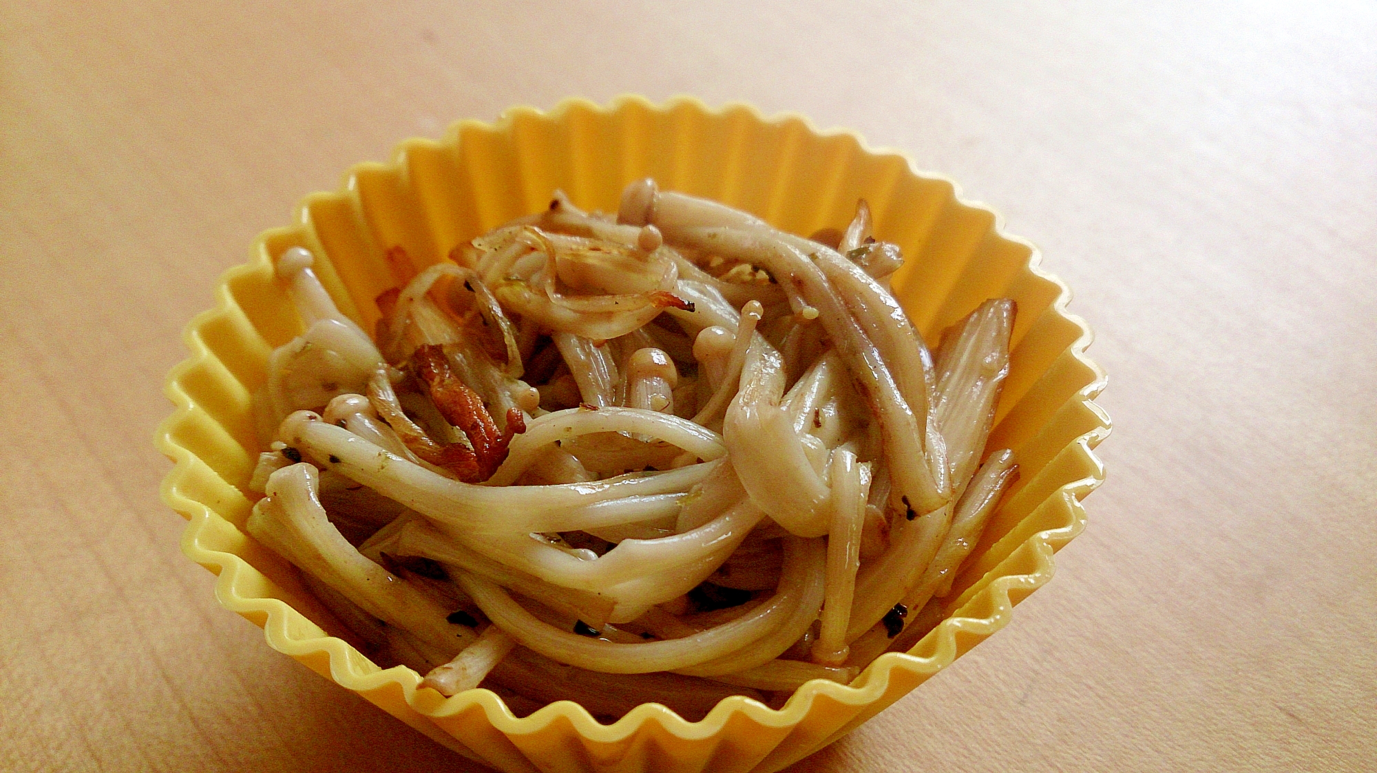 お弁当の隙間おかず えのきのバジルソテー レシピ 作り方 By ぼーずの母ちゃん 楽天レシピ お弁当の隙間おかず えのきのバジルソテー レシピ 作り方 By ぼーずの母ちゃん 楽天レシピ