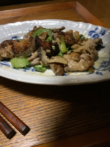 豚レンコンまいたけのマヨ醤油炒め