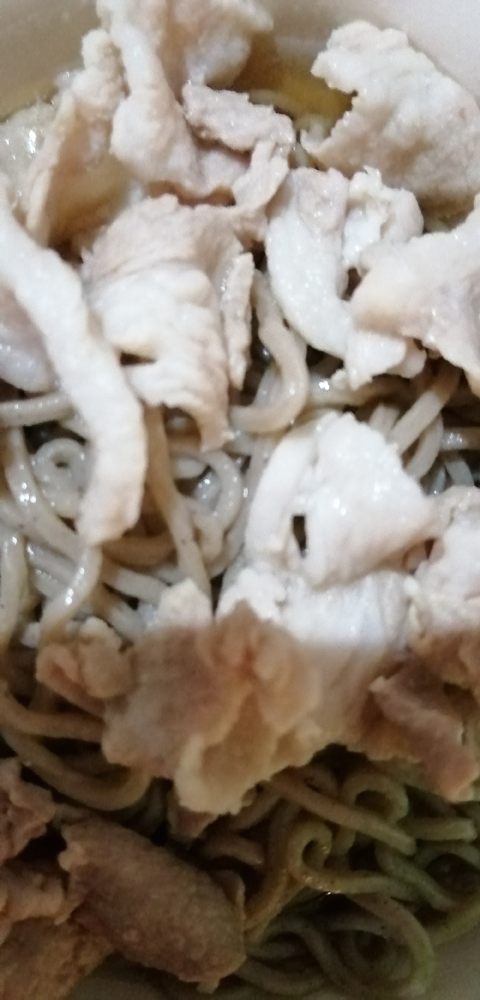 冷たい豚蕎麦