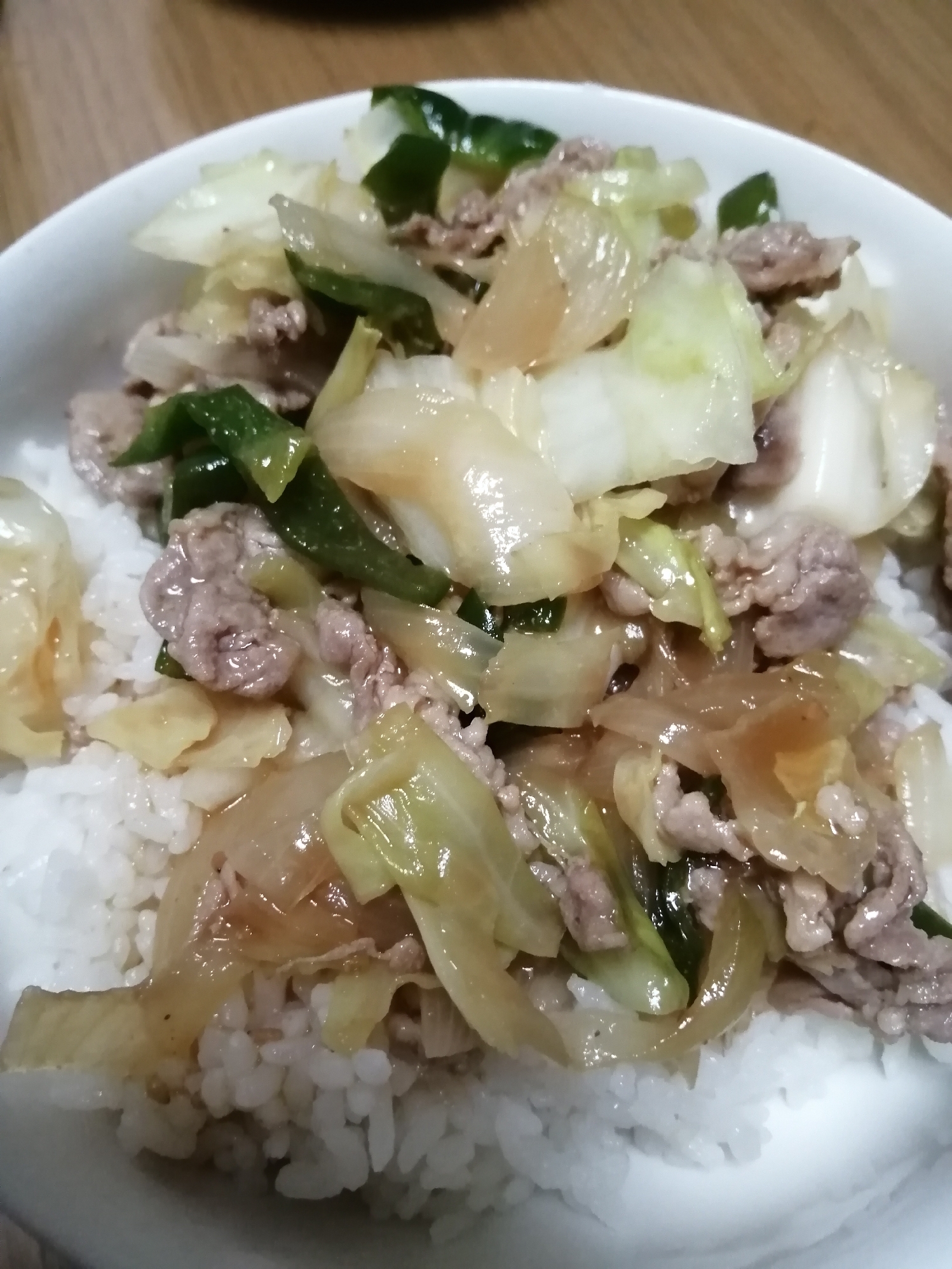 豚キャベツ炒め丼