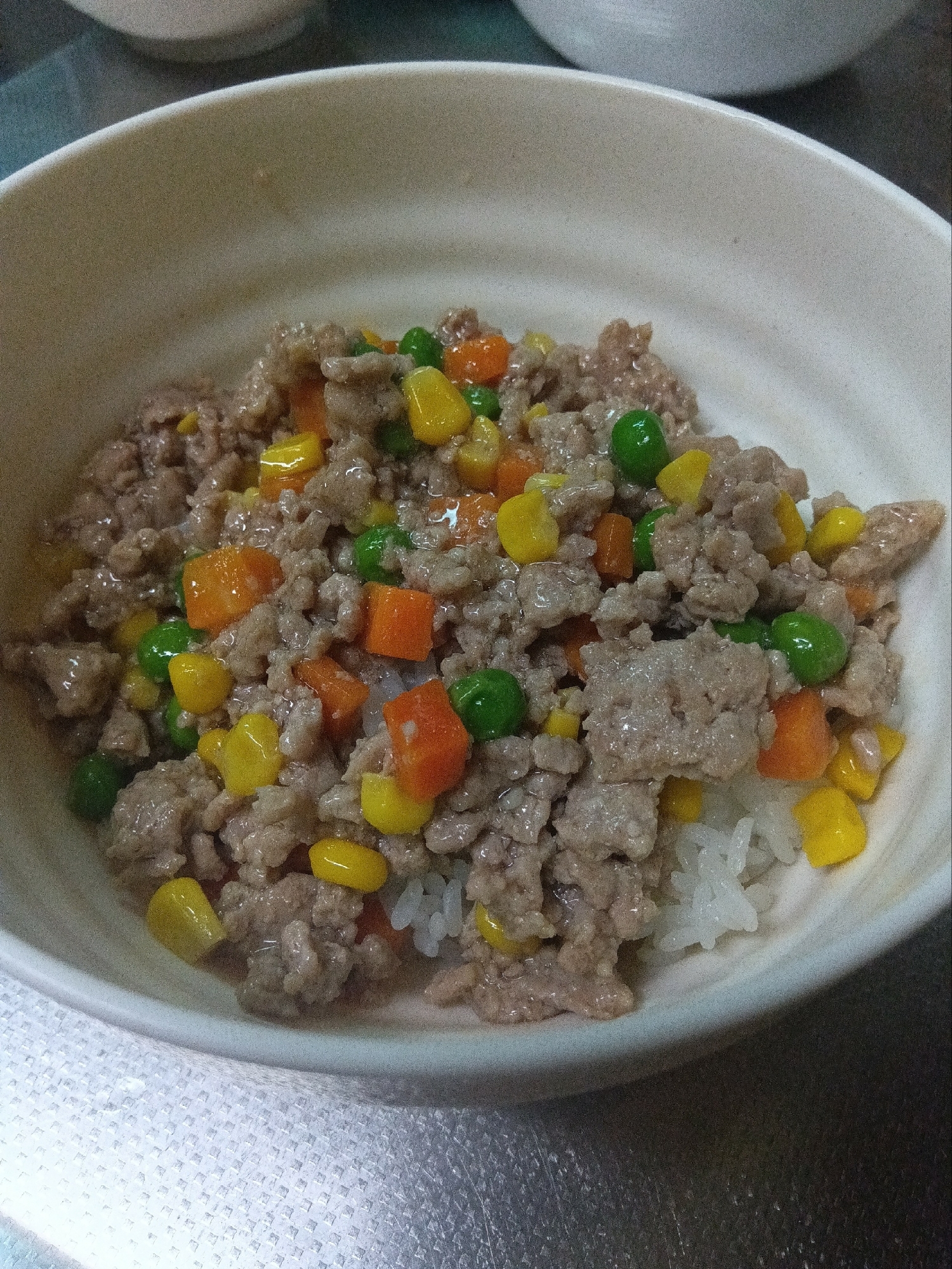 ベジそぼろ丼