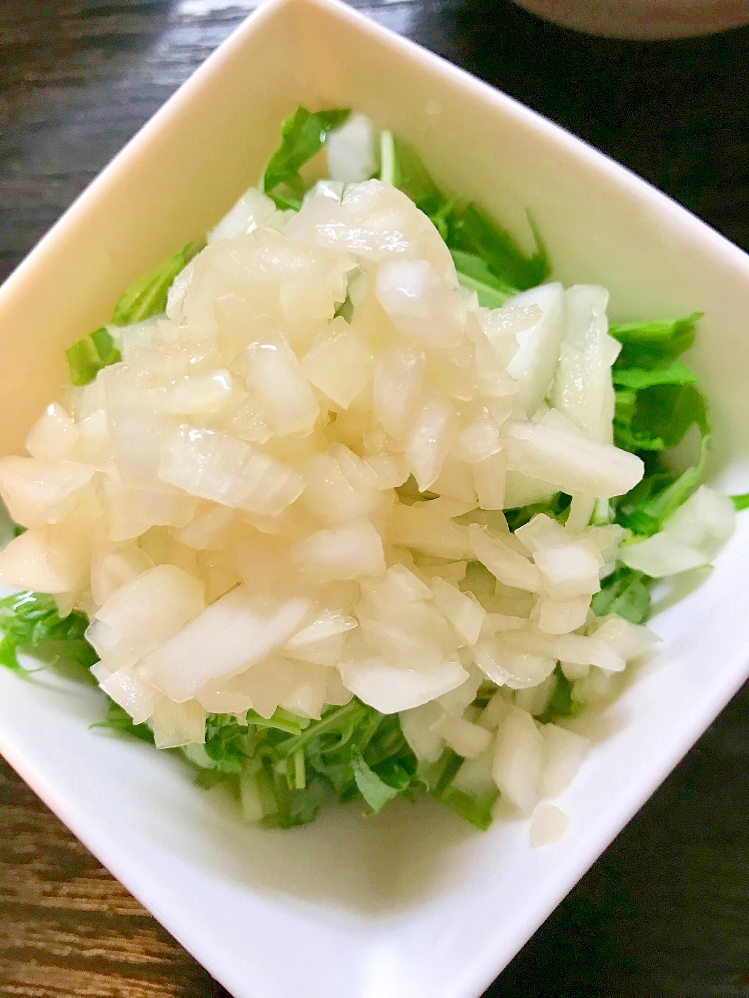 新玉ねぎドレッシングの水菜サラダ