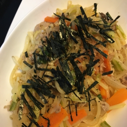 簡単でシンプルな焼うどん（╹◡╹）♡ しょうゆ味