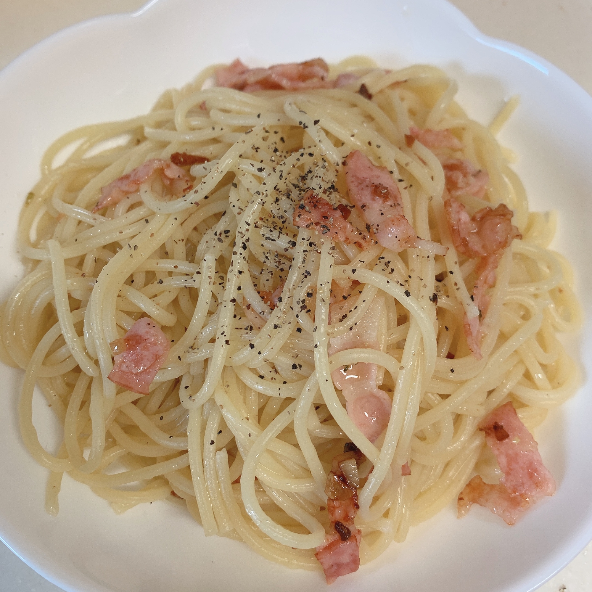 アヒージョの残り汁でペペロンチーノ レシピ 作り方 By えむえむむෆのんびりです 楽天レシピ アヒージョの残り汁でペペロンチーノ レシピ 作り方 By えむえむむෆのんびりです 楽天レシピ