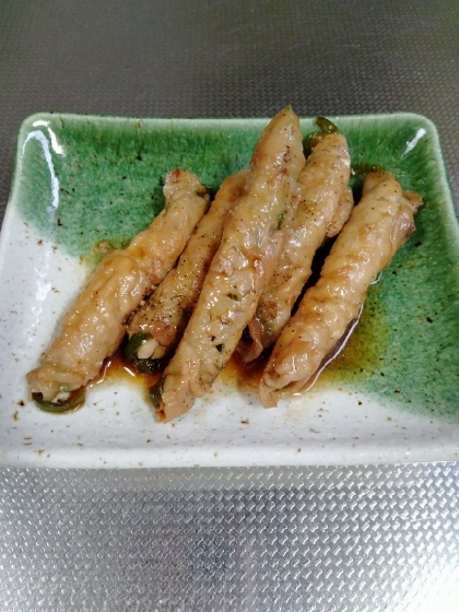 【豚肉薄切り】うなぎのタレで簡単照り焼き☆肉巻き