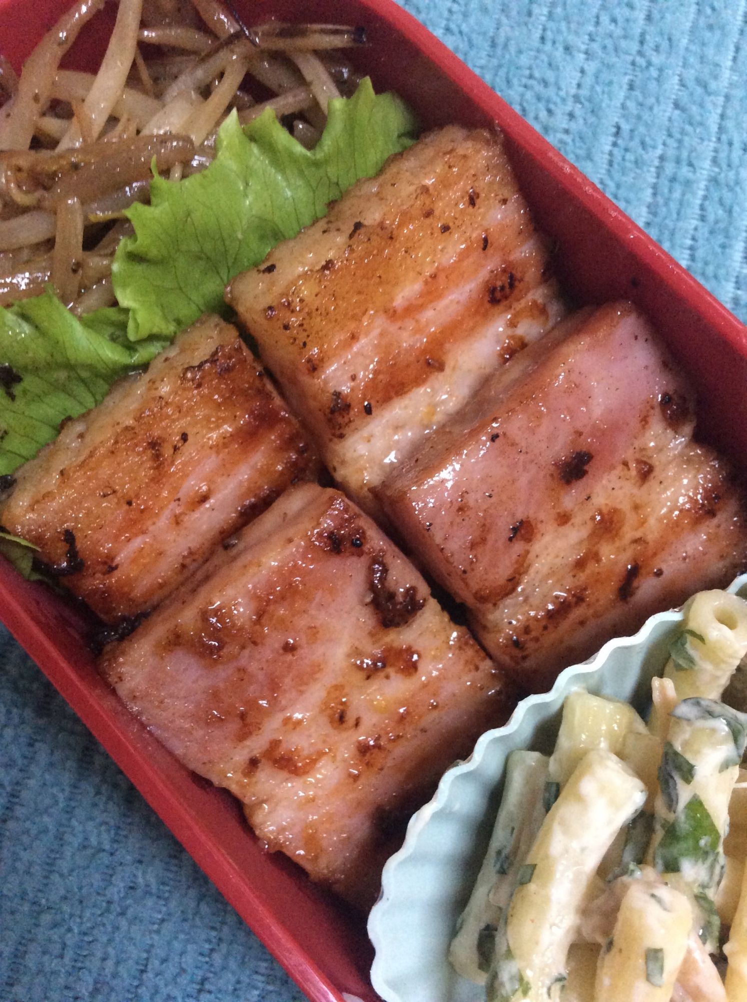 厚切りベーコンで♪味噌マヨソテー