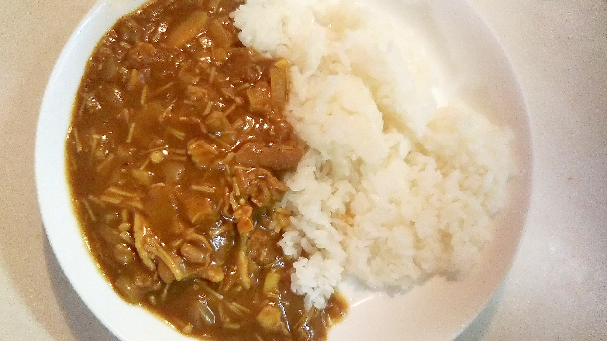 豚肉、たまねぎ、えのきの時短カレー