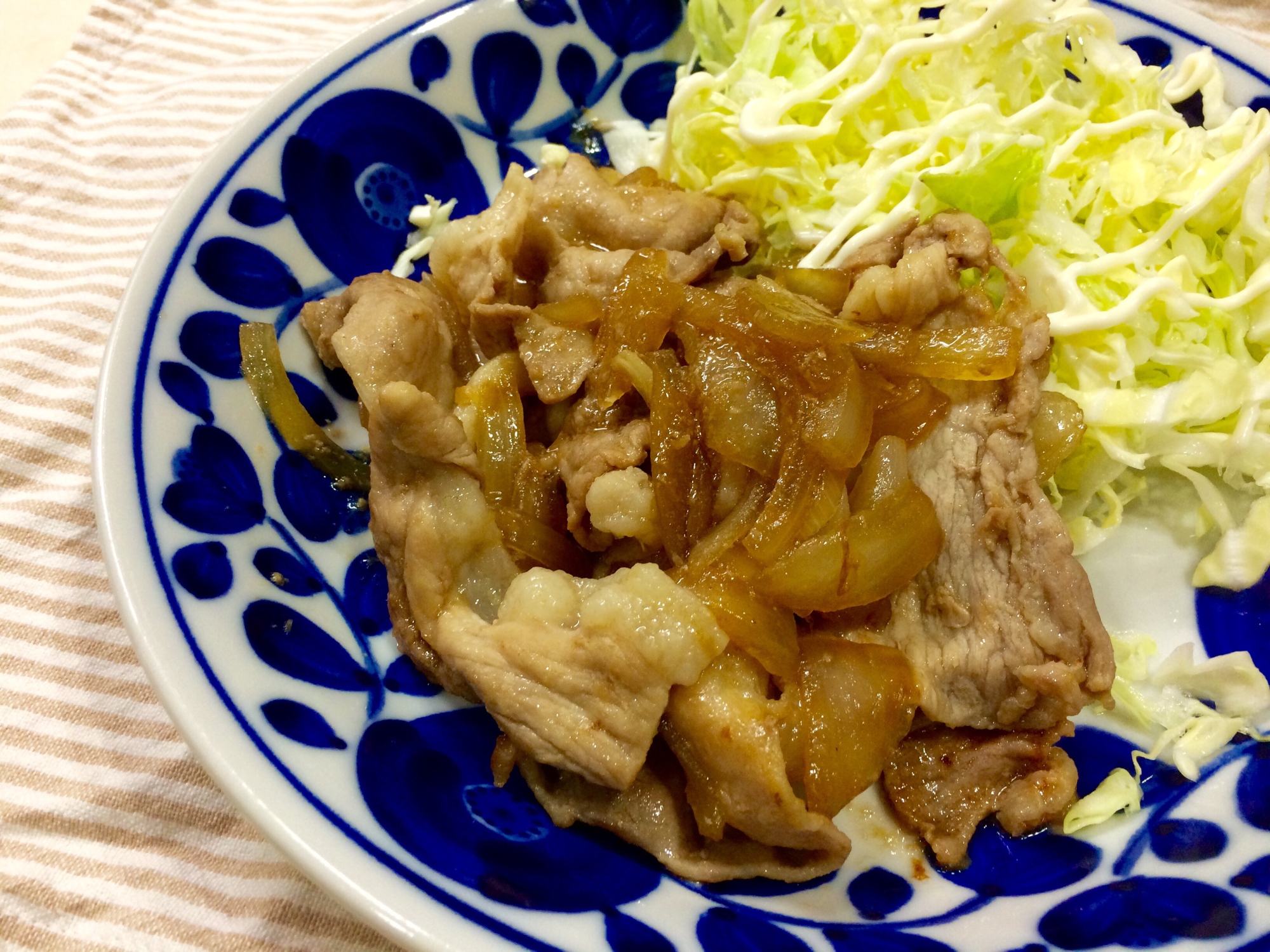 タレが美味しい！基本の豚しょうが焼き定食