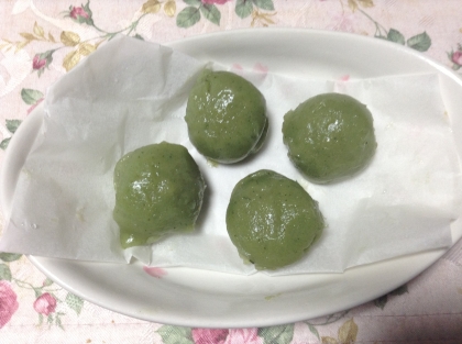 餡子入り☆よもぎ団子