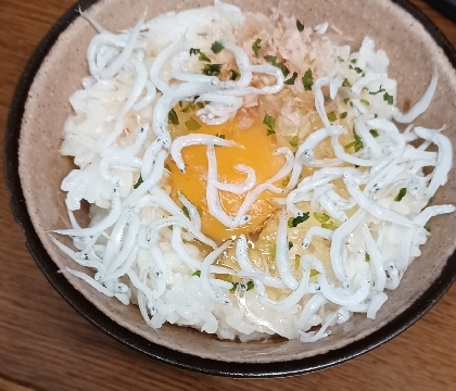 海の幸と酢醤油卵かけごはん